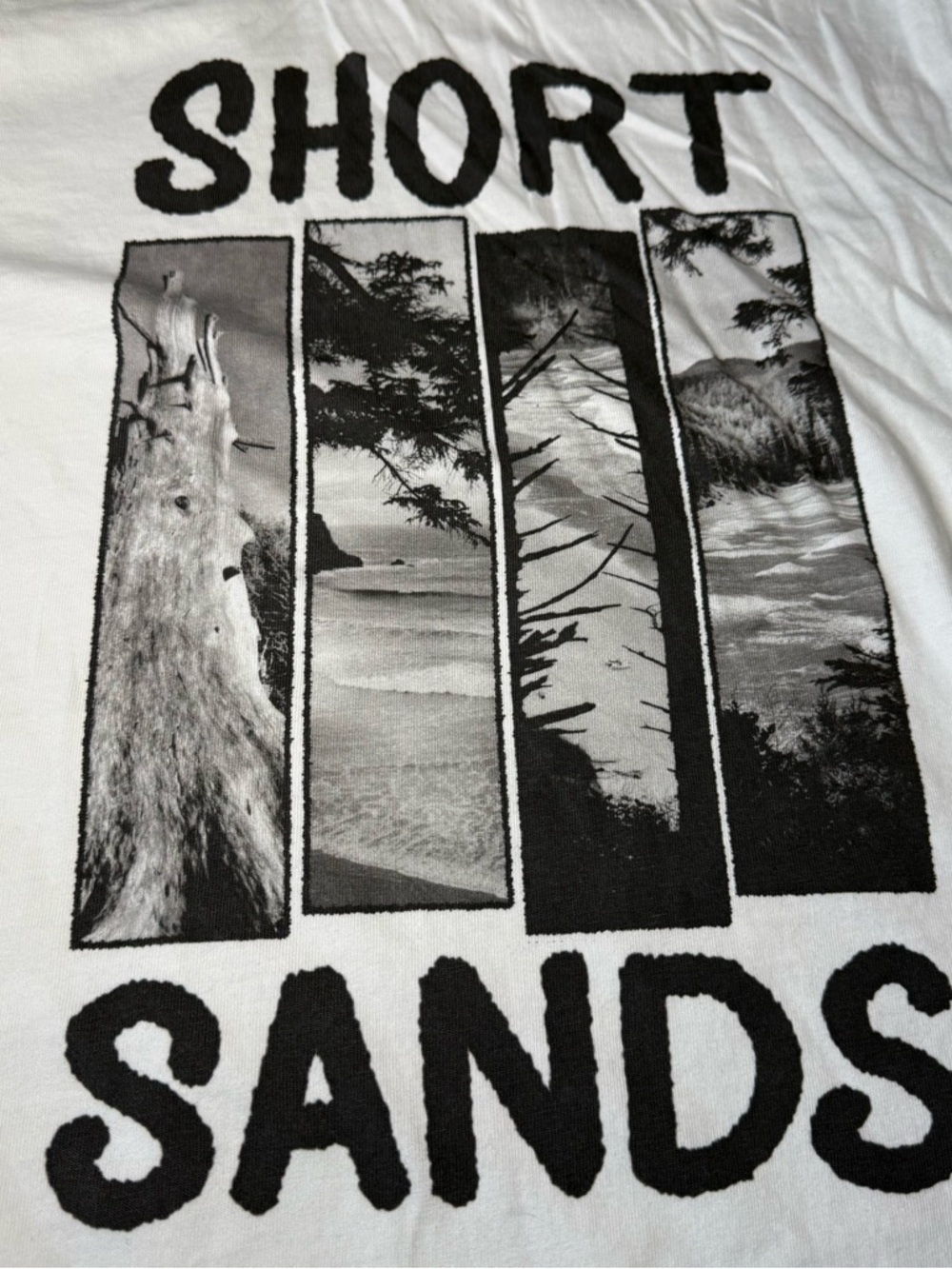Men's White Short-Sleeve Graphic Pocket-Print Tee - Picture 7 of 7